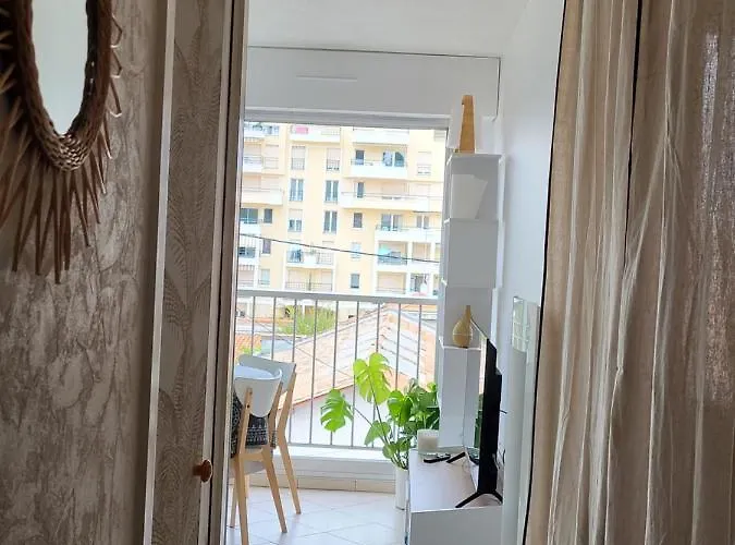 Lägenhet Au Bord De L'eau Rend La Vie A *