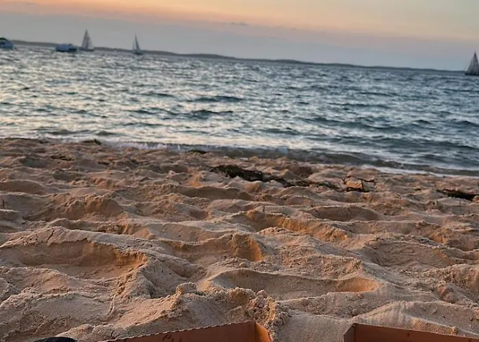 Au Bord De L'eau Rend La Vie A Arcachon